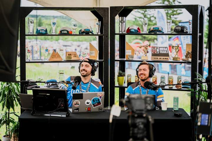 Support technique lors d'un show en plein air Québec